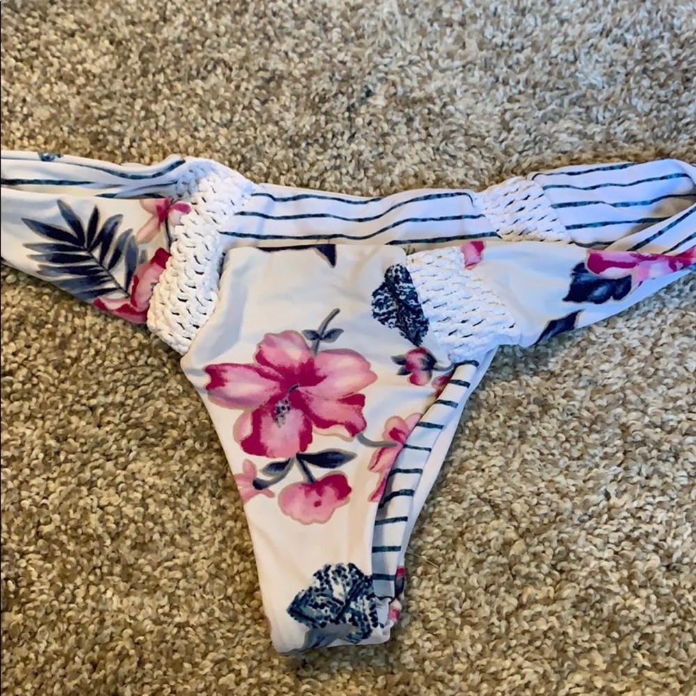 Frankie’s bikini bottom